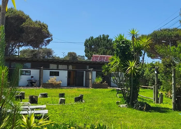 Amrita Shala Camping Colares